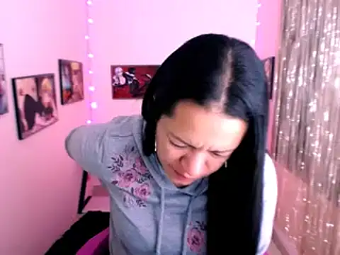 Cristal w online show from 01-15-25, 04:43