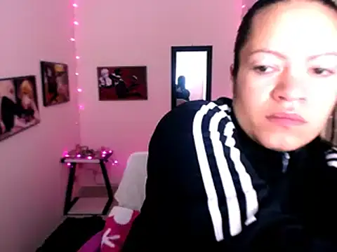 Cristal w online show from 01-24-25, 12:52