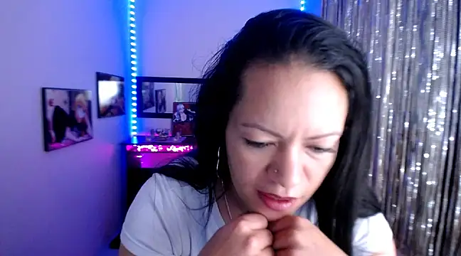 Cristal w online show from 03-18-25, 05:53