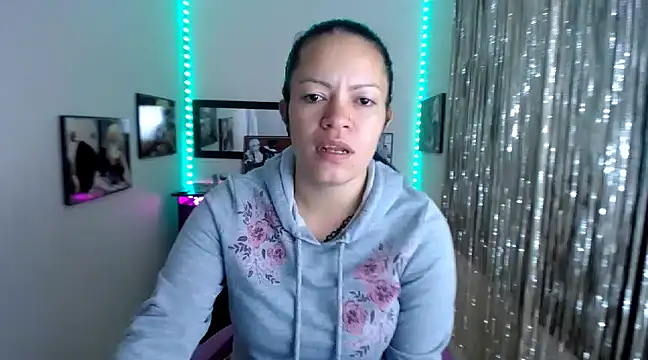 Cristal w online show from 03-20-25, 03:36