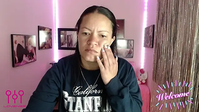 Cristal w online show from 10-29-25, 02:19