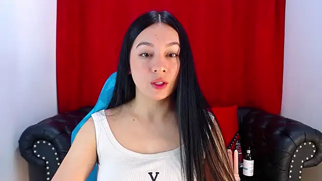 Lila Pinky online show from 03-22-25, 02:25