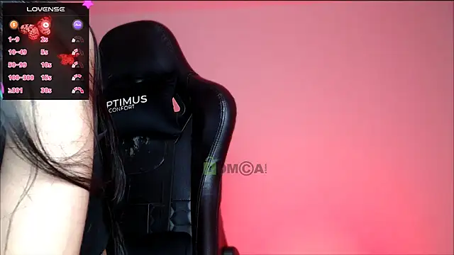 lilylouisee online show from 02-18-25, 12:15