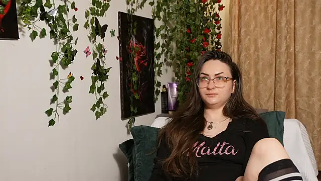 NaughtYHomemadE online show from 12-01-25, 05:29