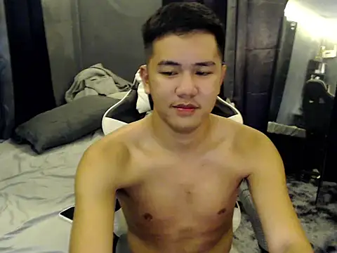 xgregor07 online show from 10-25-25, 09:39