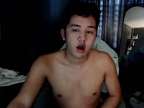 xgregor07 online show from 12-05-25, 04:54