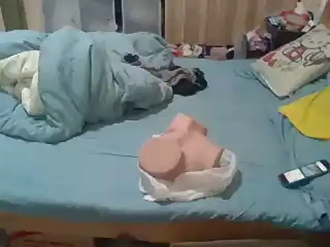 Snapshot of Beijing2000 chatting on 12-22-24, 08:05 Beijing2000 online show from 12-22-24, 08:05