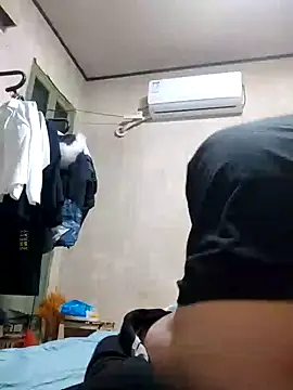 Snapshot of Beijing2000 chatting on 12-27-24, 08:56 Beijing2000 online show from 12-27-24, 08:56