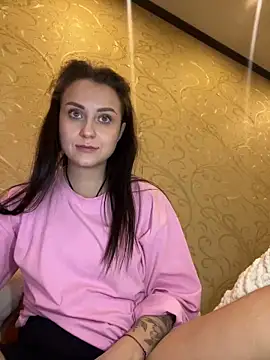 Snapshot of ellie_ssexy chatting on 12-14-24, 09:13 ellie ssexy online show from 12-14-24, 09:13