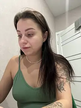 Snapshot of ellie_ssexy chatting on 12-22-24, 08:58 ellie ssexy online show from 12-22-24, 08:58