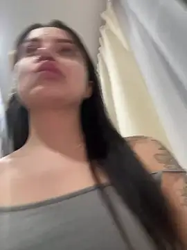 Snapshot of ellie_ssexy chatting on 01-14-25, 02:43 ellie ssexy online show from 01-14-25, 02:43