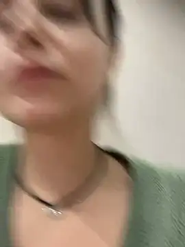 Snapshot of ellie_ssexy chatting on 02-17-25, 04:53 ellie ssexy online show from 02-17-25, 04:53