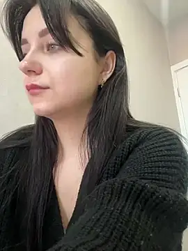 Snapshot of ellie_ssexy chatting on 03-04-25, 05:11 ellie ssexy online show from 03-04-25, 05:11