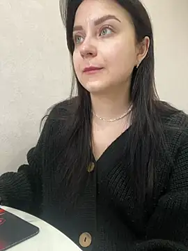 Snapshot of ellie_ssexy chatting on 03-07-25, 04:57 ellie ssexy online show from 03-07-25, 04:57