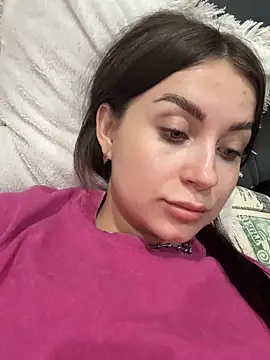 Snapshot of ellie_ssexy chatting on 09-19-25, 09:04 ellie ssexy online show from 09-19-25, 09:04