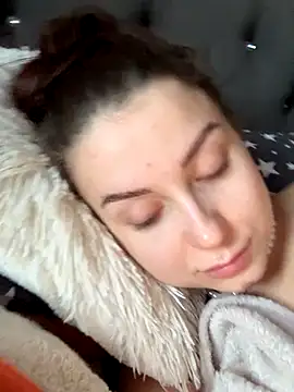 Snapshot of ellie_ssexy chatting on 10-04-25, 04:21 ellie ssexy online show from 10-04-25, 04:21