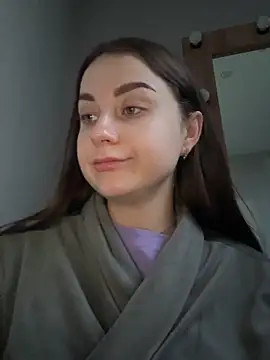 Snapshot of ellie_ssexy chatting on 10-26-25, 04:18 ellie ssexy online show from 10-26-25, 04:18