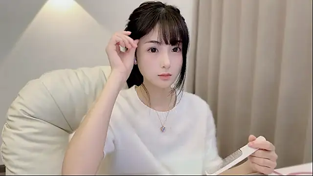 Snapshot of SHUIshui_ chatting on 09-23-25, 12:52 SHUIshui online show from 09-23-25, 12:52