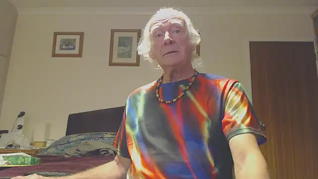 WaverlyKernow online show from 12-15-24, 12:49