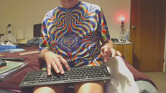 WaverlyKernow online show from 01-17-25, 05:08