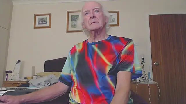 WaverlyKernow online show from 02-04-25, 03:36