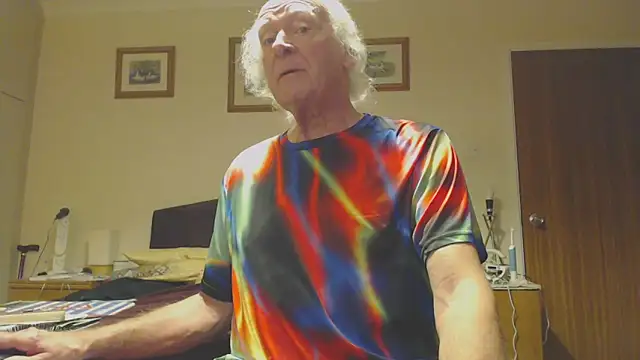 WaverlyKernow online show from 02-05-25, 07:39