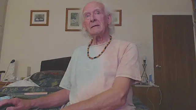 WaverlyKernow online show from 03-15-25, 04:43