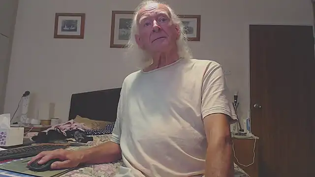 WaverlyKernow online show from 09-10-25, 03:01