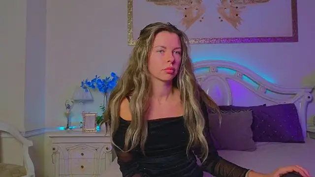 Real Tini online show from 10-17-25, 11:46