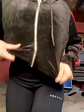 Snapshot of yourkajal chatting on 12-05-24, 03:26 yourkajal online show from 12-05-24, 03:26