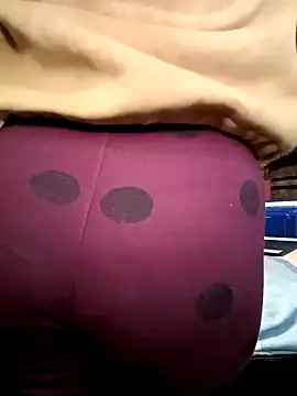 Snapshot of yourkajal chatting on 01-04-25, 06:41 yourkajal online show from 01-04-25, 06:41