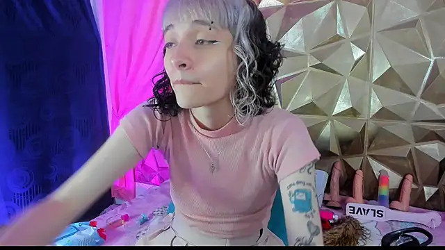 neeko princes online show from 01-18-25, 12:15