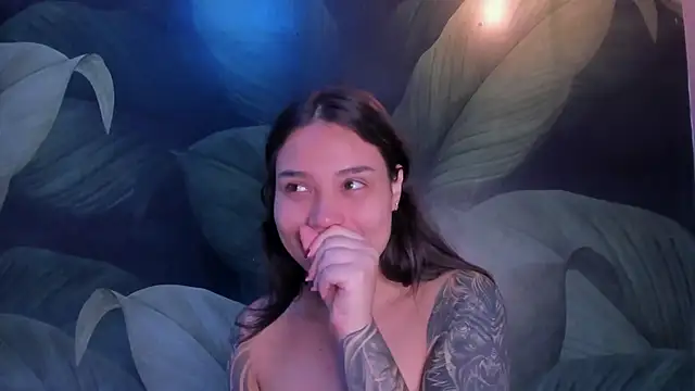 Snapshot of sweett_dirty chatting on 11-30-25, 12:20 sweett dirty online show from 11-30-25, 12:20