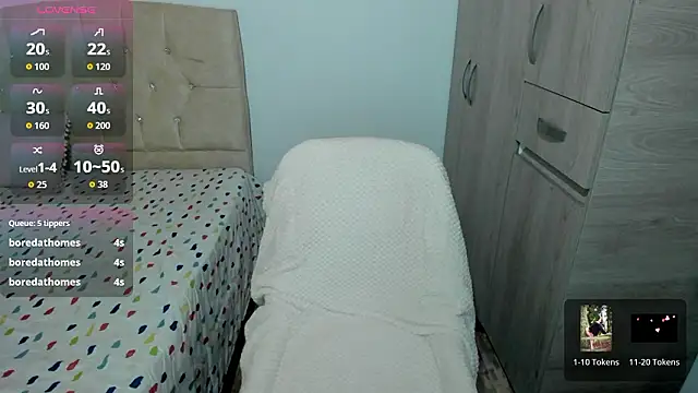 Snapshot of emily1_ chatting on 02-17-26, 12:34 emily1 online show from 02-17-26, 12:34