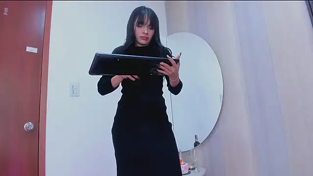 Snapshot of _shantal_smith chatting on 03-09-25, 04:55 shantal smith online show from 03-09-25, 04:55