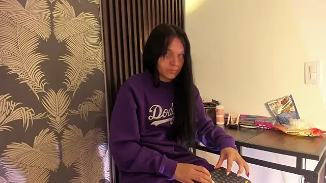  shantal smith online show from 04-16-26, 01:28