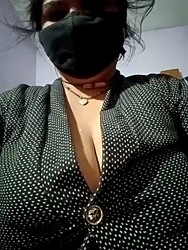 Hotmohni online show from 12-15-24, 12:51