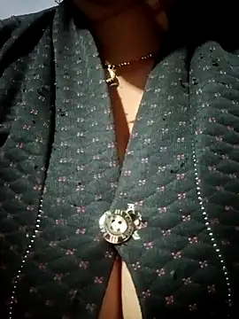 Hotmohni online show from 12-15-24, 10:04