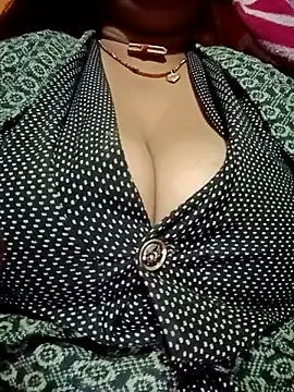 Hotmohni online show from 12-17-24, 01:18