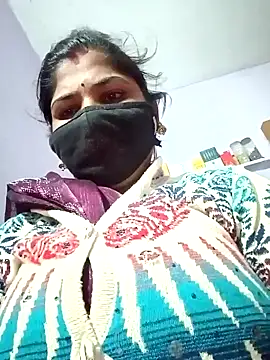 Hotmohni online show from 01-08-25, 03:39