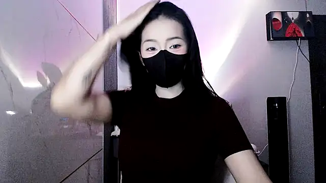 Snapshot of -KathySweet- chatting on 10-31-25, 03:07 -KathySweet- online show from 10-31-25, 03:07