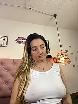 antonella87 online show from 10-03-25, 11:35