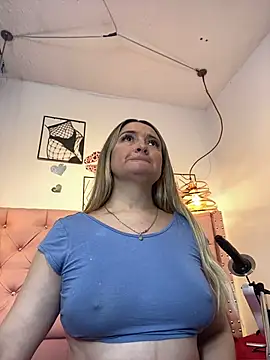 Snapshot of antonella87 chatting on 02-06-26, 08:56 antonella87 online show from 02-06-26, 08:56