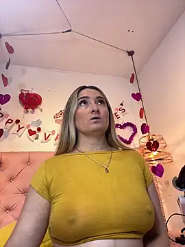 Snapshot of antonella87 chatting on 02-16-26, 10:17 antonella87 online show from 02-16-26, 10:17