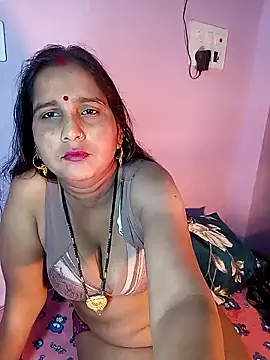 reemacouple007 online show from 02-11-26, 08:14