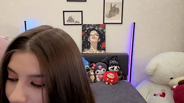 Snapshot of dolly_ll chatting on 11-08-25, 01:11 dolly ll online show from 11-08-25, 01:11