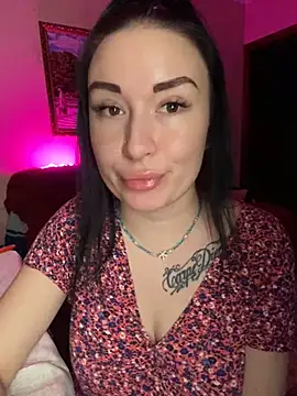 Roxana Bell online show from 01-27-25, 08:39