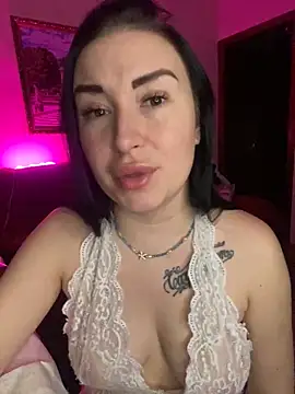 Roxana Bell online show from 01-31-25, 05:10