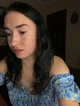 Roxana Bell online show from 10-05-25, 07:23