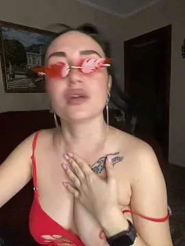 Roxana Bell online show from 11-21-25, 08:29